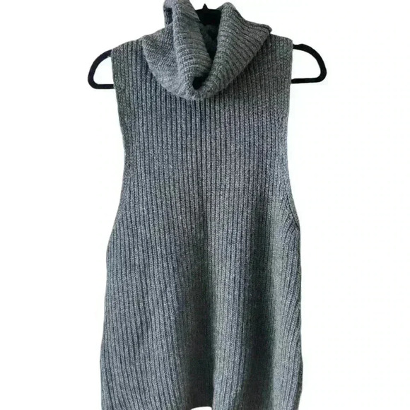 Free People Need It Now Turtleneck Sweater Vest In Charcoal  Ribbed Back Slit XS - Picture 9 of 9